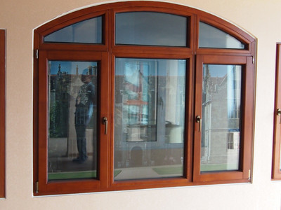 伊克斯铝木门窗 集防火、防盗、防雾霾于一体的高端五金建材选择